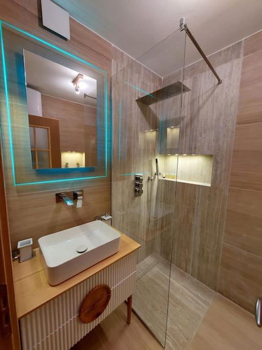 Frequency 286 Tirane Apartment Exterior foto